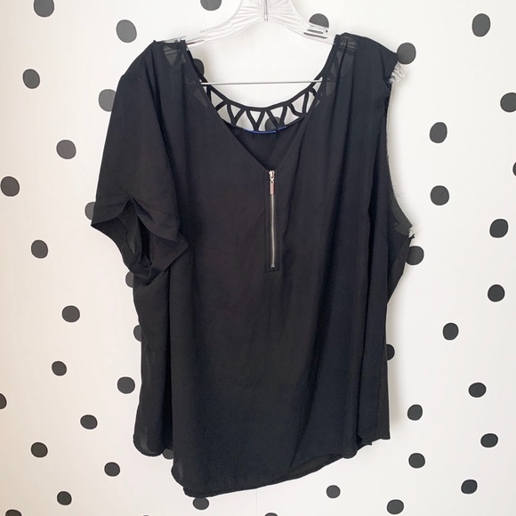 Apt. 9 Tops - 🌈5/$25🌈Apt 9 black blouse size 3X